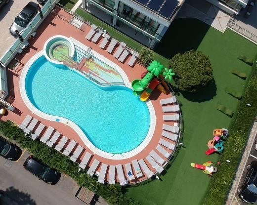 Hotel 2000 Riccione Exterior photo