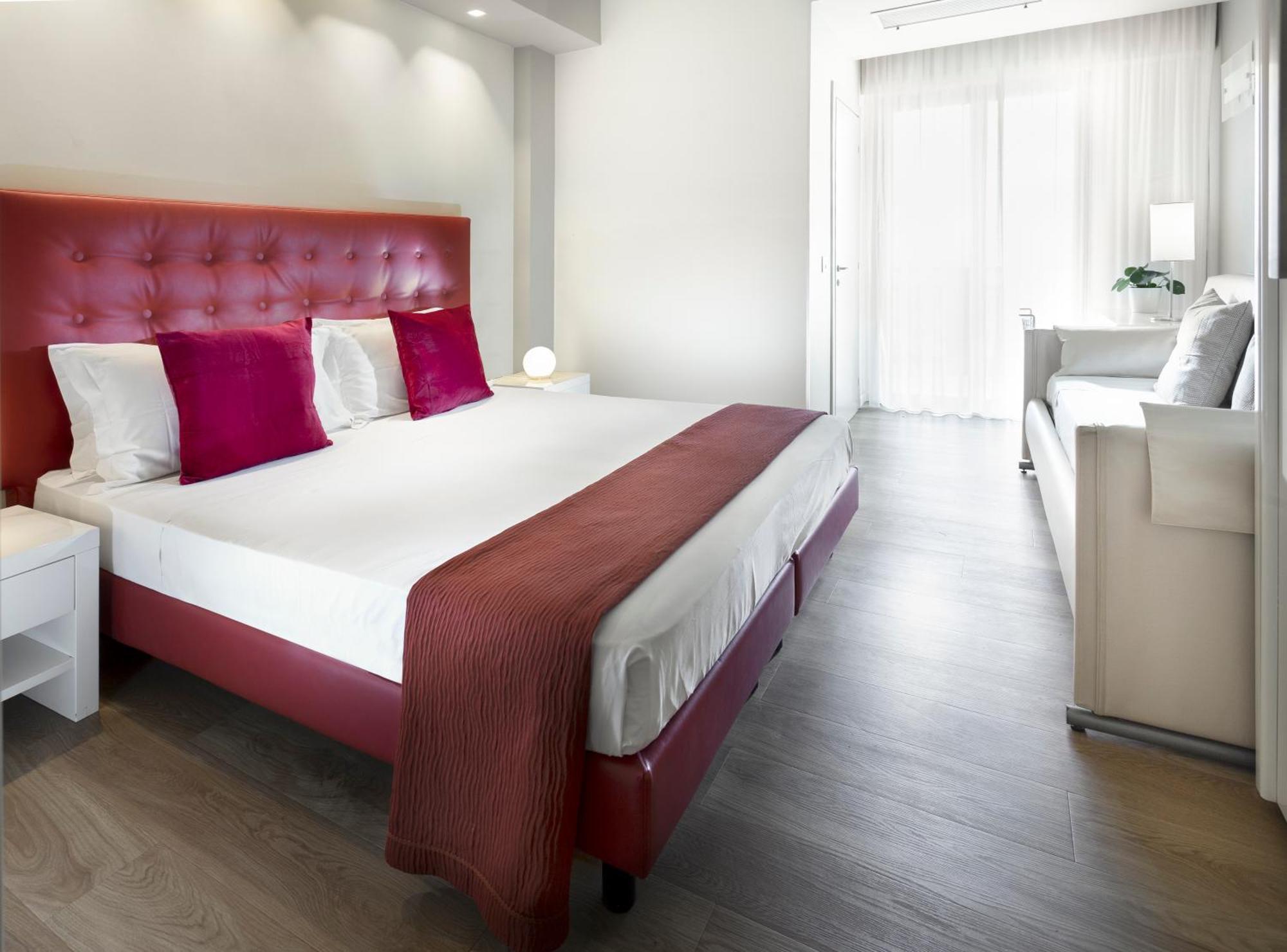 Hotel 2000 Riccione Exterior photo